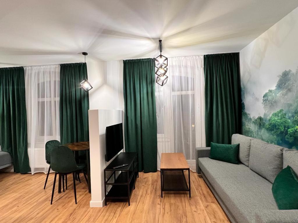 Green Hill Apartments كاتوفيتسه المظهر الخارجي الصورة