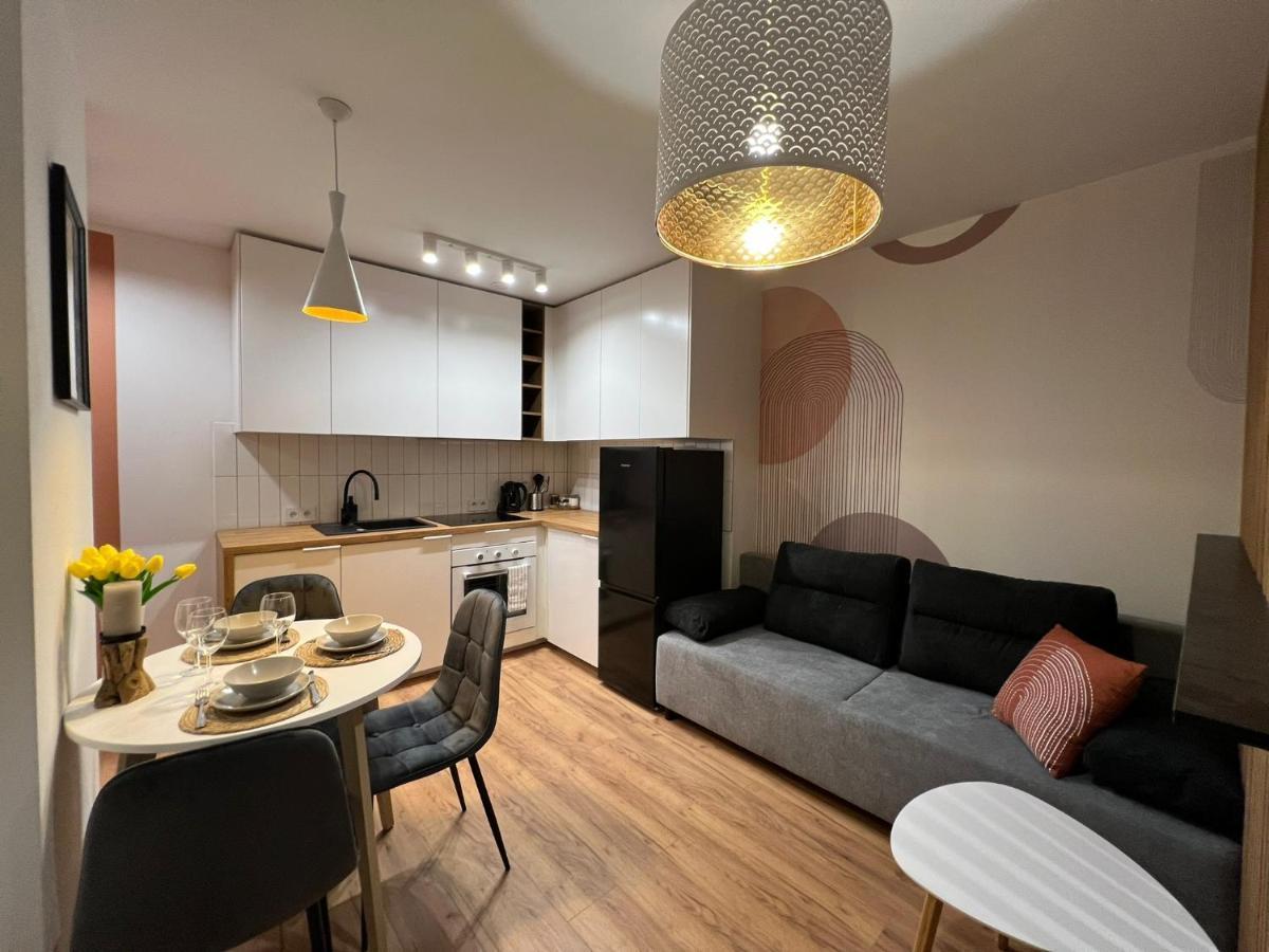 Green Hill Apartments كاتوفيتسه المظهر الخارجي الصورة