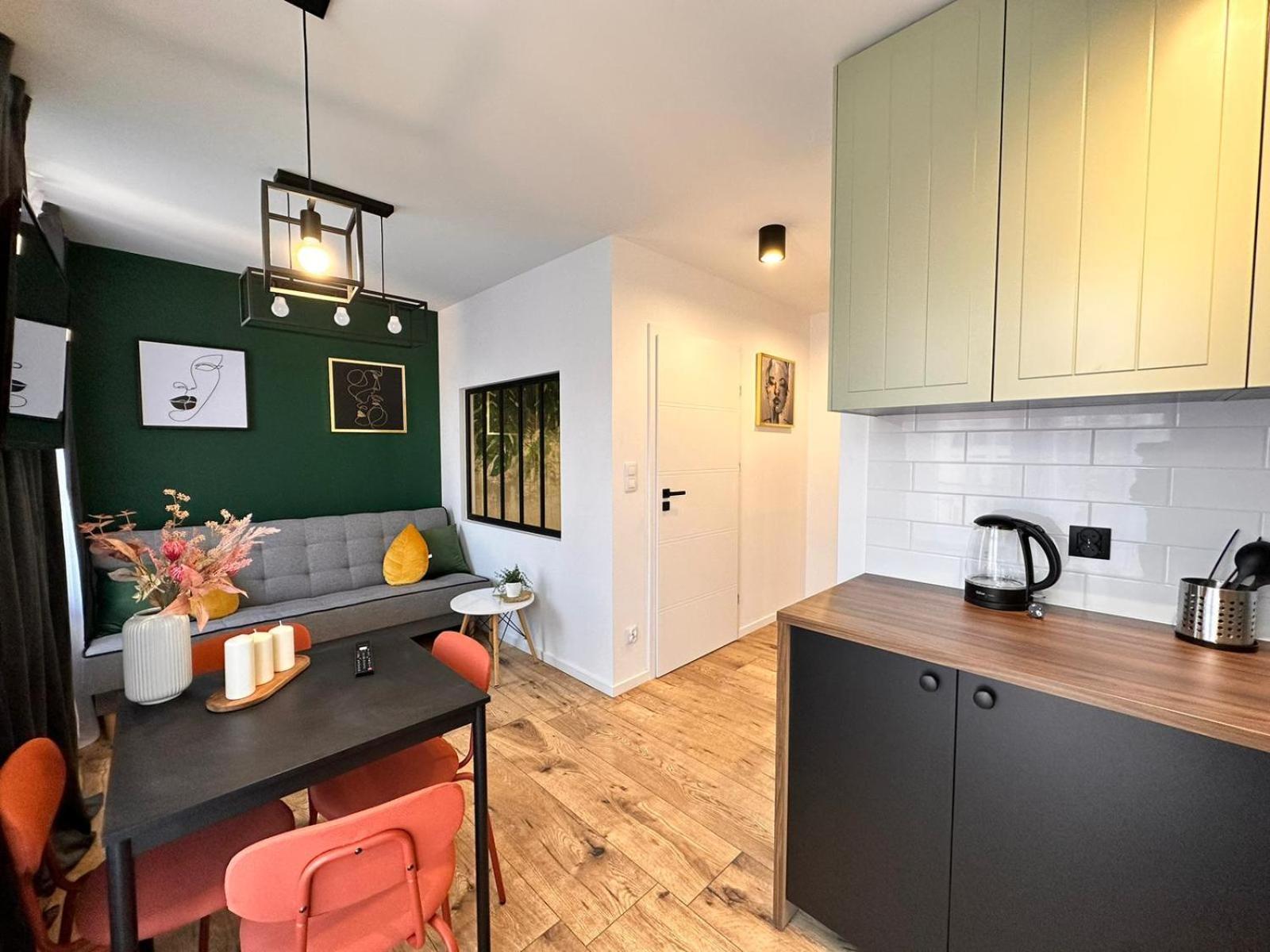 Green Hill Apartments كاتوفيتسه المظهر الخارجي الصورة